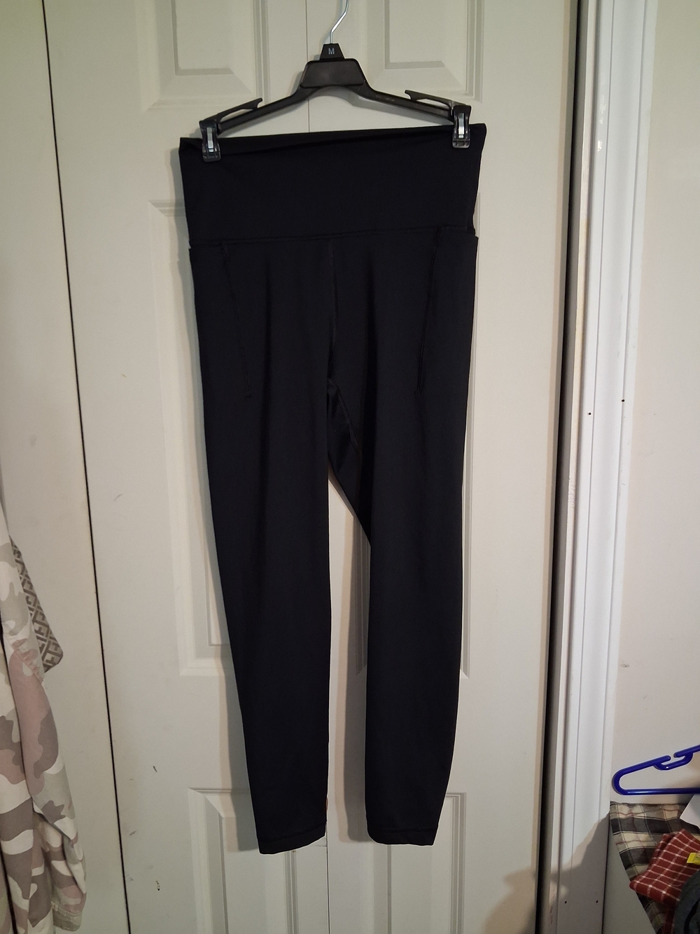 American Eagle Outfitters Black High-Waist Leggings